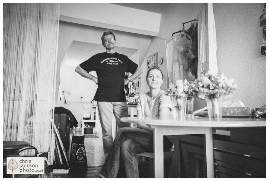 York Castle Museum Wedding Photographer York - Chris & Hazel Wedding Photography - Rory Dalgliesh & Rebecca Weinkauf 004 family dad sibling sister documentary york wedding photographer chris and hazel wedding photography