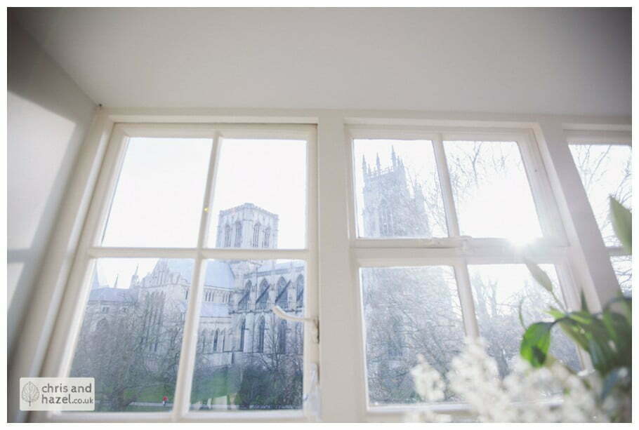 york minister church cathedral york city centre documentary wedding photography ben frankie wedding photographer york wedding photography wedding winter chris and hazel wedding photography york